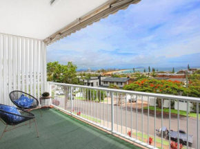 Panorama 4 - Three Bedroom Apartment with Sensational Ocean Views, Alexandra Headland